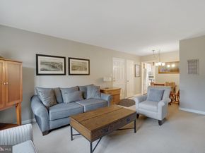 107 N George Mason Drive N 4, Arlington VA 22203