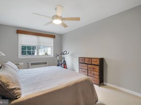 107 N George Mason Drive N 4, Arlington VA 22203