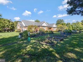 107 N George Mason Drive N 4, Arlington VA 22203