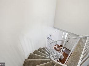 9652 Lindenbrook Street, Fairfax VA 22031