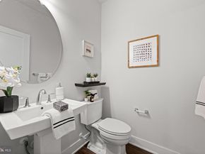 910 Laurens Alley, King Of Prussia PA 19406