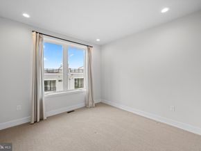 910 Laurens Alley, King Of Prussia PA 19406