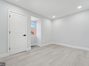 6506 N Park Avenue, Philadelphia PA 19126