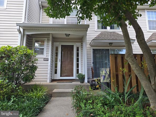 8501 Spruce Mill Drive, Yardley PA 19067