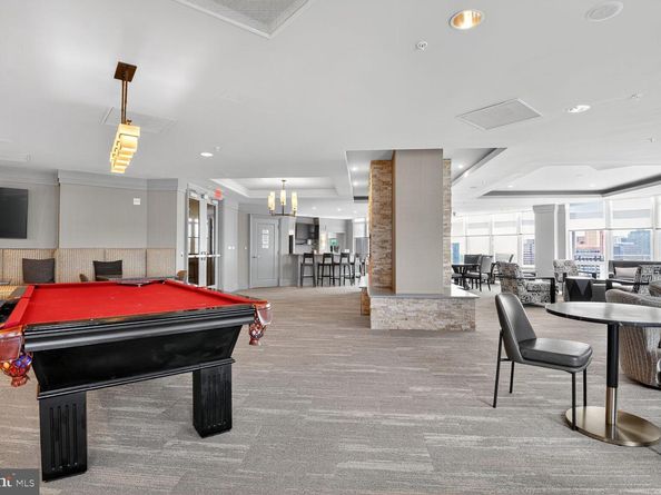 8220 Crestwood Heights Drive 418, Mclean VA 22102
