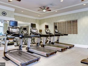 8220 Crestwood Heights Drive 418, Mclean VA 22102