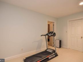 7806 Fox Gate Court, Bethesda MD 20817