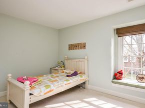 7806 Fox Gate Court, Bethesda MD 20817
