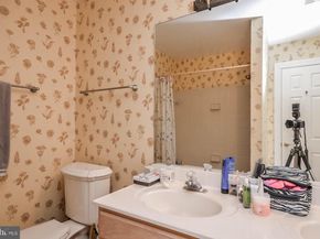 7806 Fox Gate Court, Bethesda MD 20817