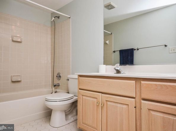 7806 Fox Gate Court, Bethesda MD 20817