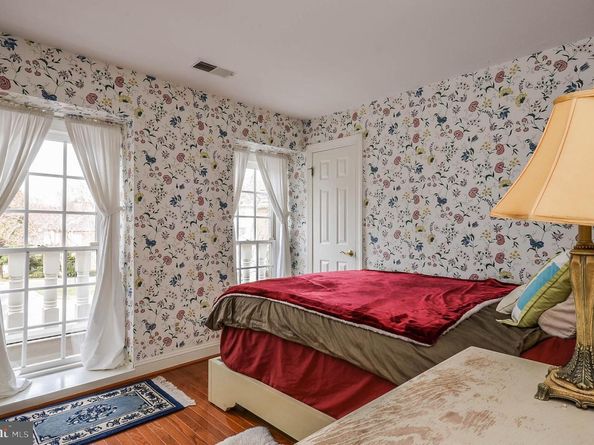 7806 Fox Gate Court, Bethesda MD 20817
