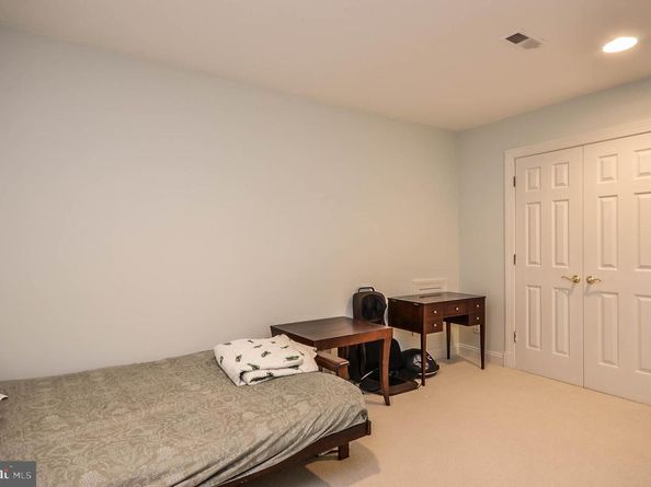 7806 Fox Gate Court, Bethesda MD 20817