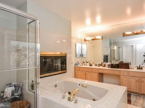7806 Fox Gate Court, Bethesda MD 20817