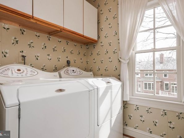 7806 Fox Gate Court, Bethesda MD 20817