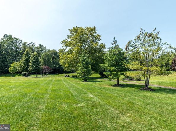 418 Homestead Circle, Warrington PA 18976