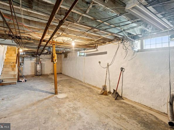 124 Arnold Road, Ardmore PA 19003