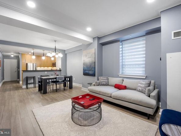 1425 Locust Street 3C, Philadelphia PA 19102