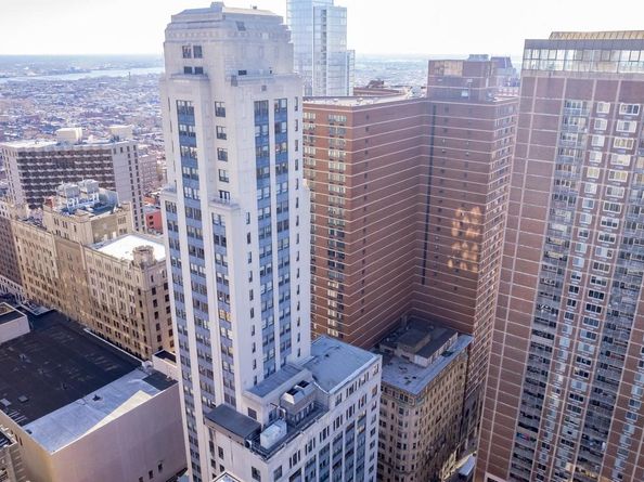 1425 Locust Street 3C, Philadelphia PA 19102