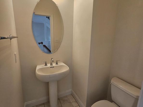 1652 Colonial Hills Drive, Mclean VA 22102