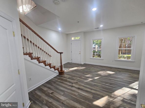1652 Colonial Hills Drive, Mclean VA 22102