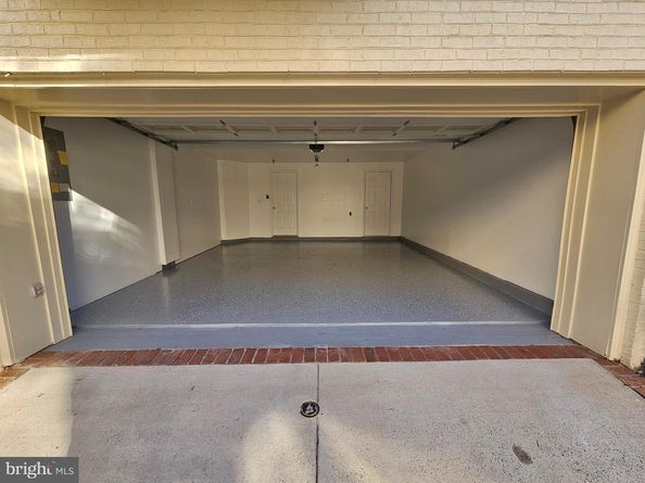 1652 Colonial Hills Drive, Mclean VA 22102