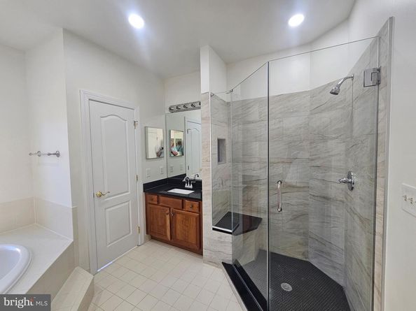 1652 Colonial Hills Drive, Mclean VA 22102