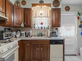 1340 Napfle Avenue, Philadelphia PA 19111
