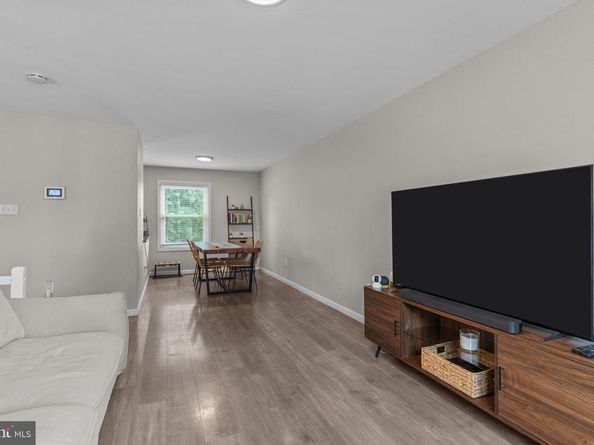 525 Nel Drive, Fairless Hills PA 19030