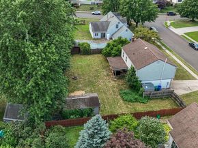 525 Nel Drive, Fairless Hills PA 19030