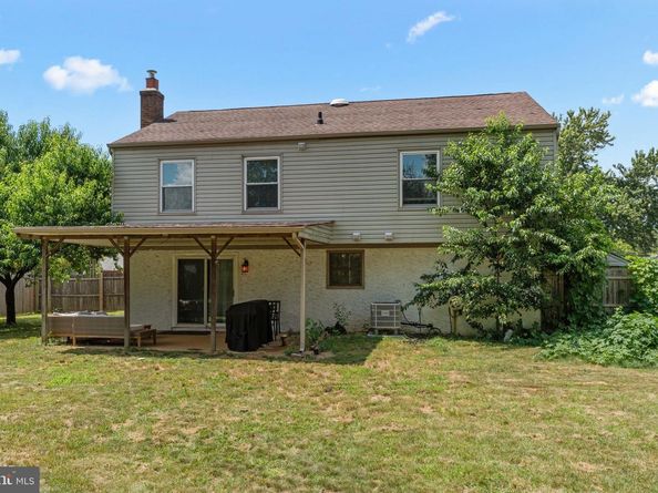 525 Nel Drive, Fairless Hills PA 19030