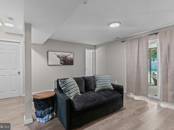 525 Nel Drive, Fairless Hills PA 19030
