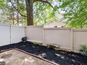 695 W Glebe Road, Alexandria VA 22305