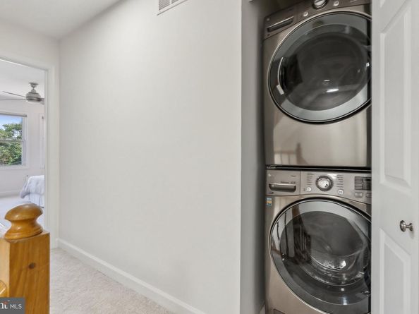 695 W Glebe Road, Alexandria VA 22305