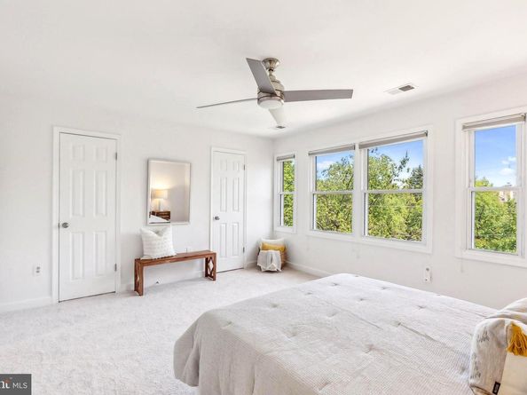 695 W Glebe Road, Alexandria VA 22305