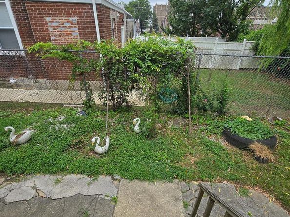 5230 N Front Street, Philadelphia PA 19120