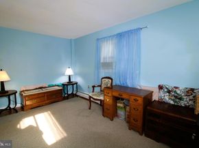 1132 Solly Avenue, Philadelphia PA 19111