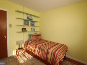 1132 Solly Avenue, Philadelphia PA 19111