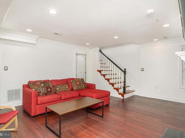 5231 Connecticut Avenue NW 102, Washington DC 20015