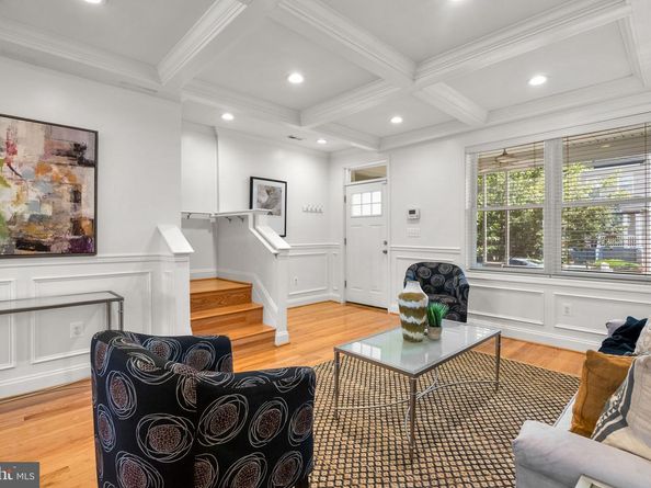 925 Decatur Street NW, Washington DC 20011