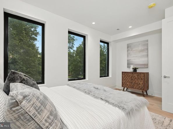 3622 S Street NW, Washington DC 20007