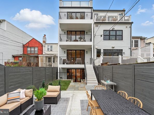 3622 S Street NW, Washington DC 20007