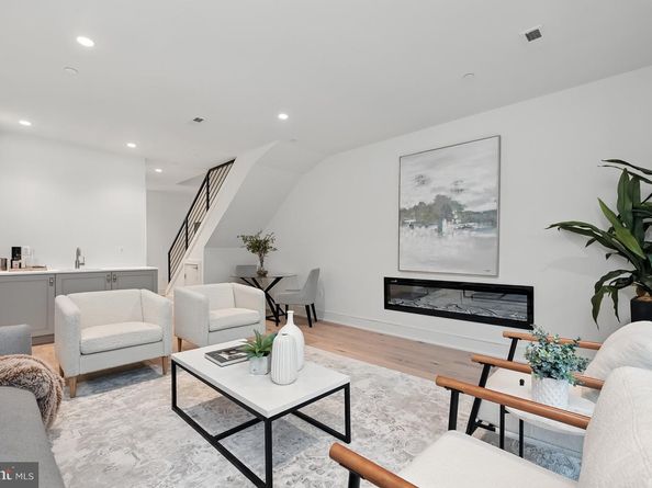 3622 S Street NW, Washington DC 20007