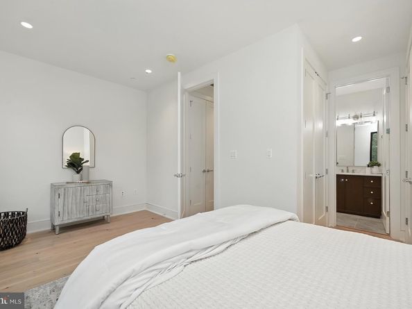 3622 S Street NW, Washington DC 20007