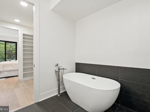 3622 S Street NW, Washington DC 20007