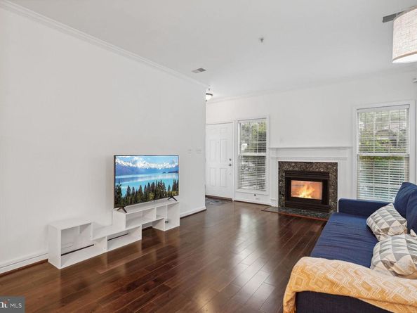 4688 Lawton Way 003, Alexandria VA 22311