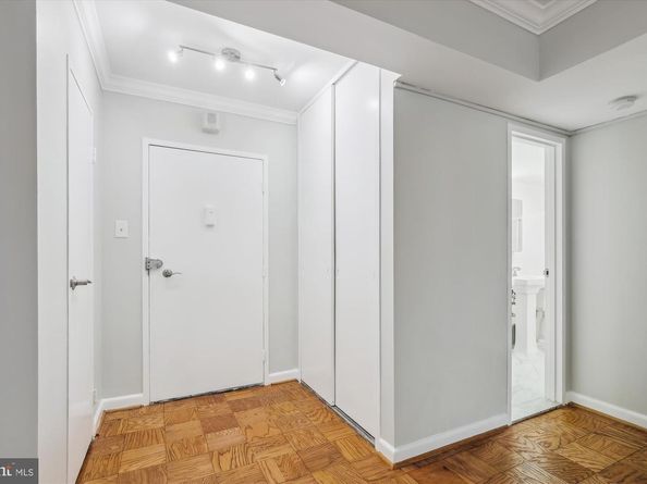 4201 Cathedral Avenue NW 507W, Washington DC 20016