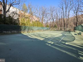 4201 Cathedral Avenue NW 507W, Washington DC 20016