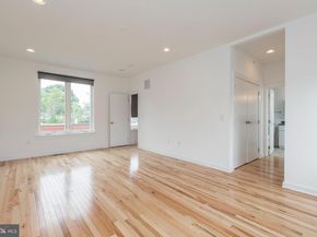 3039 Baltz Street, Philadelphia PA 19121