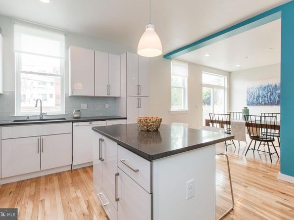 3039 Baltz Street, Philadelphia PA 19121