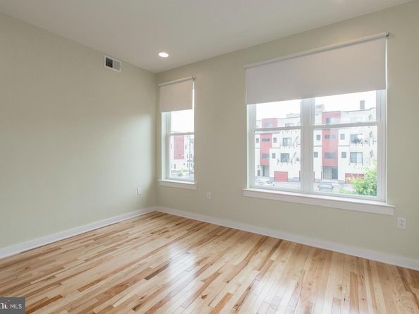 3039 Baltz Street, Philadelphia PA 19121